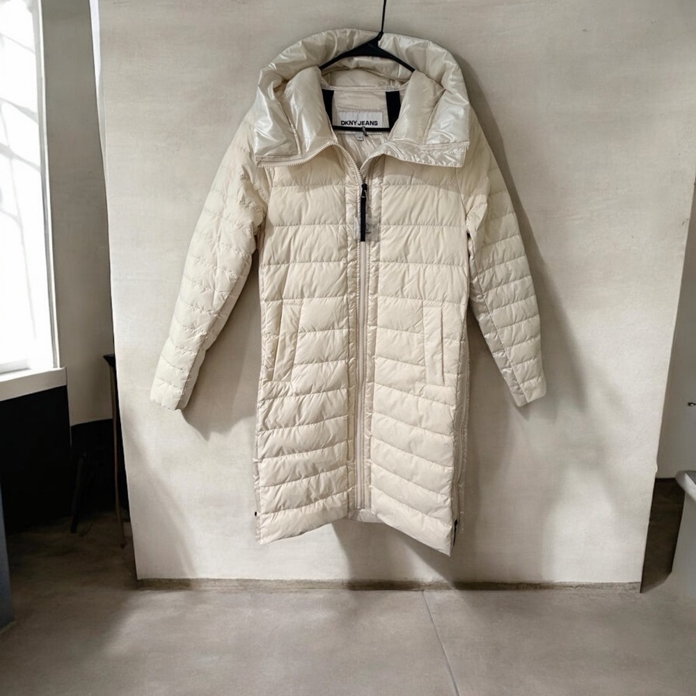 DKNY Women's Cream Puffer Jacket